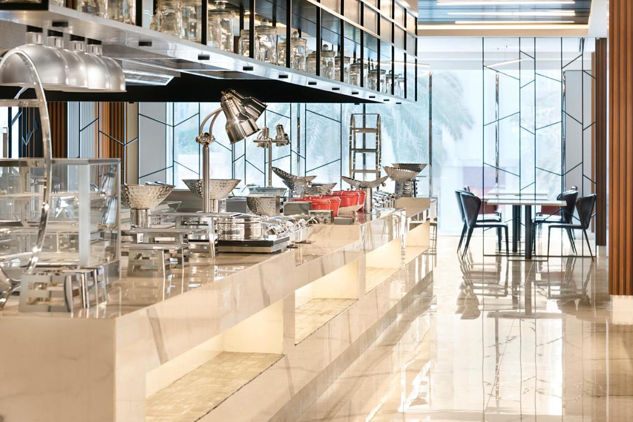 דובאי Asiana Grand Hotel מראה חיצוני תמונה The kitchen at the restaurant